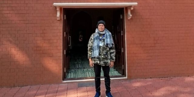 Sepenggal Kisah Perjalanan Ustadz Aris ke Jalsah Salanah